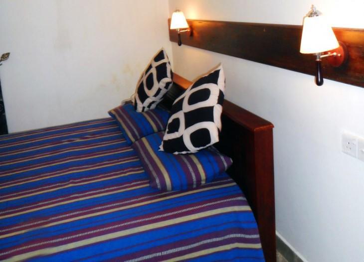 Travellers Halt Hotel Ratnapura Buitenkant foto