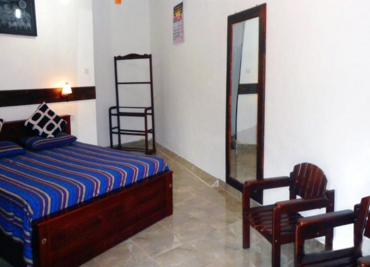 Travellers Halt Hotel Ratnapura Buitenkant foto